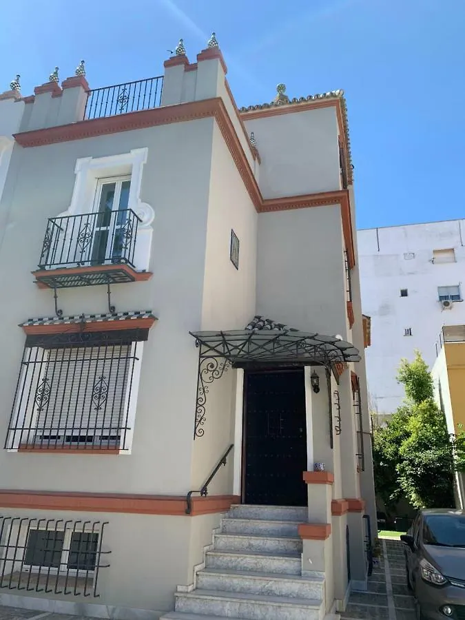 Holiday home 10 Bdr Chalet; Maria Luisa Park Hotel Seville Spain