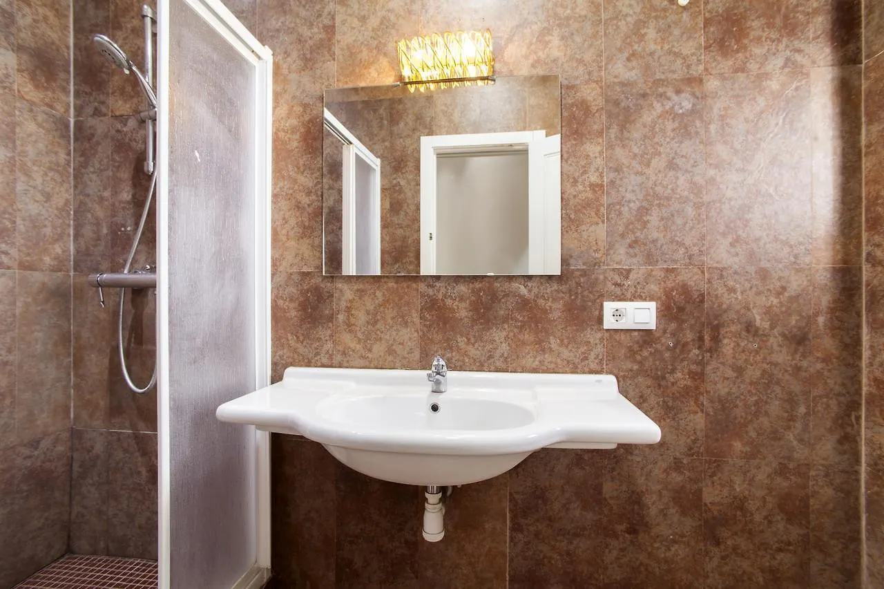 10 Bdr Chalet; Maria Luisa Park Hotel Seville