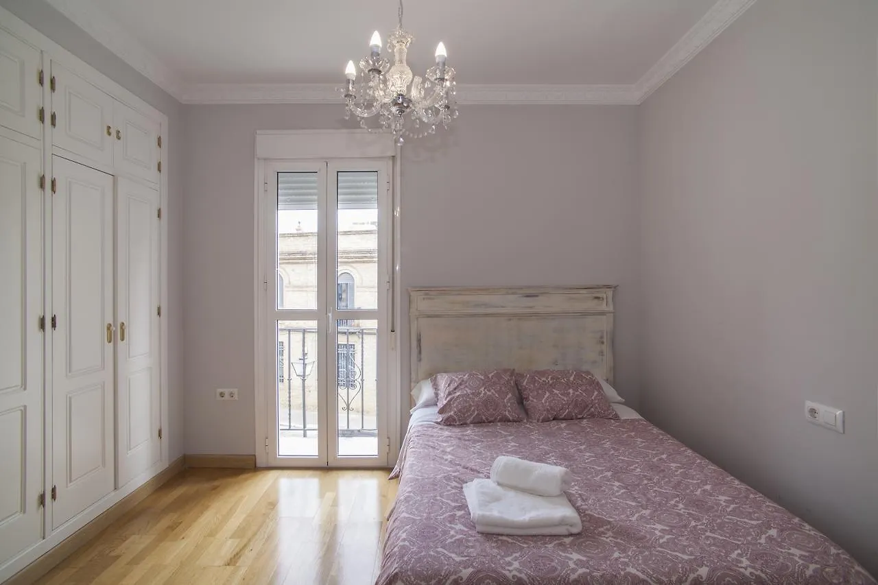 Holiday home 10 Bdr Chalet; Maria Luisa Park Hotel Seville